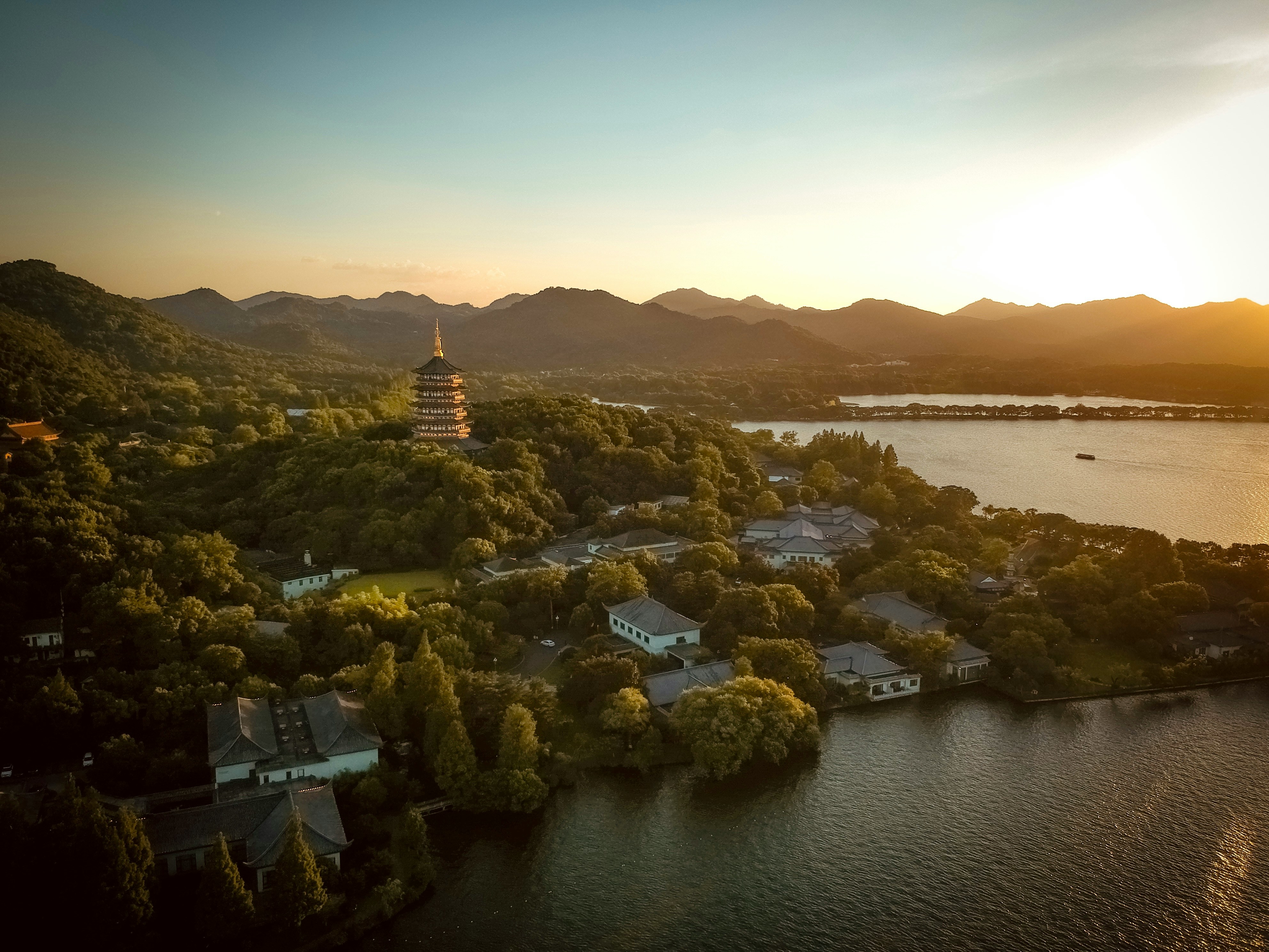 Hangzhou West Lake and pagoda